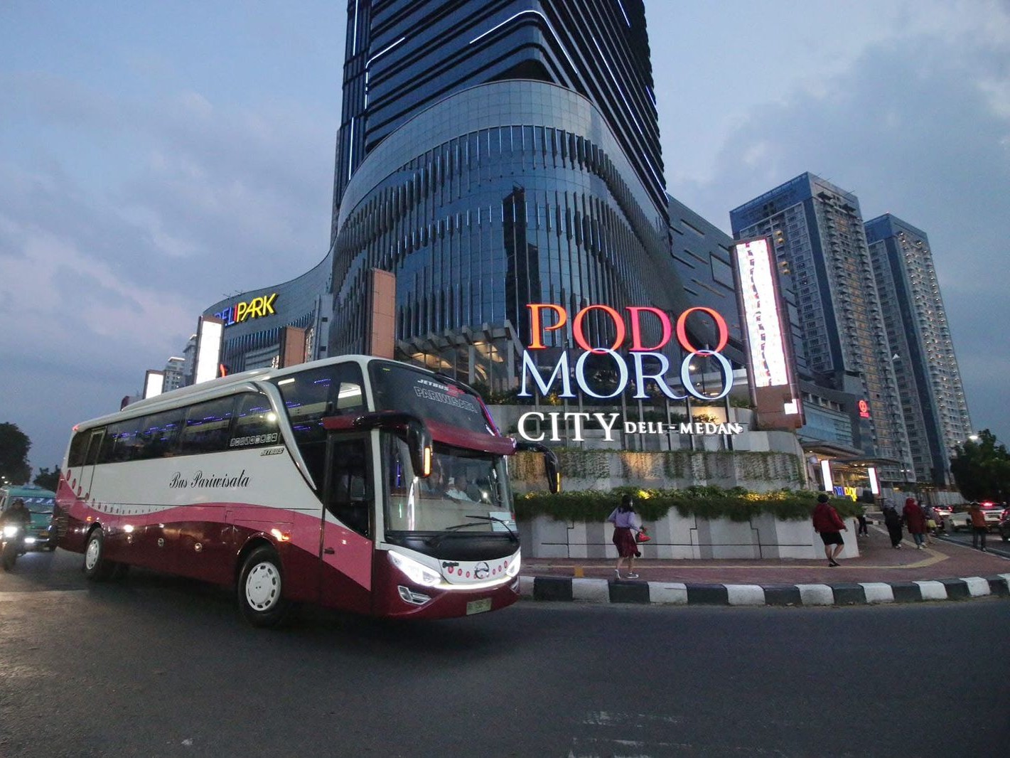 rental sewa mobil medan