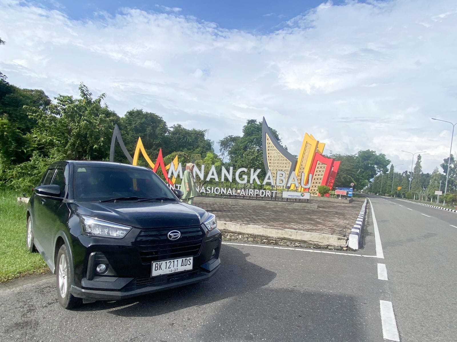 Rental Mobil & Sewa Mobil Bandara Minangkabau Padang